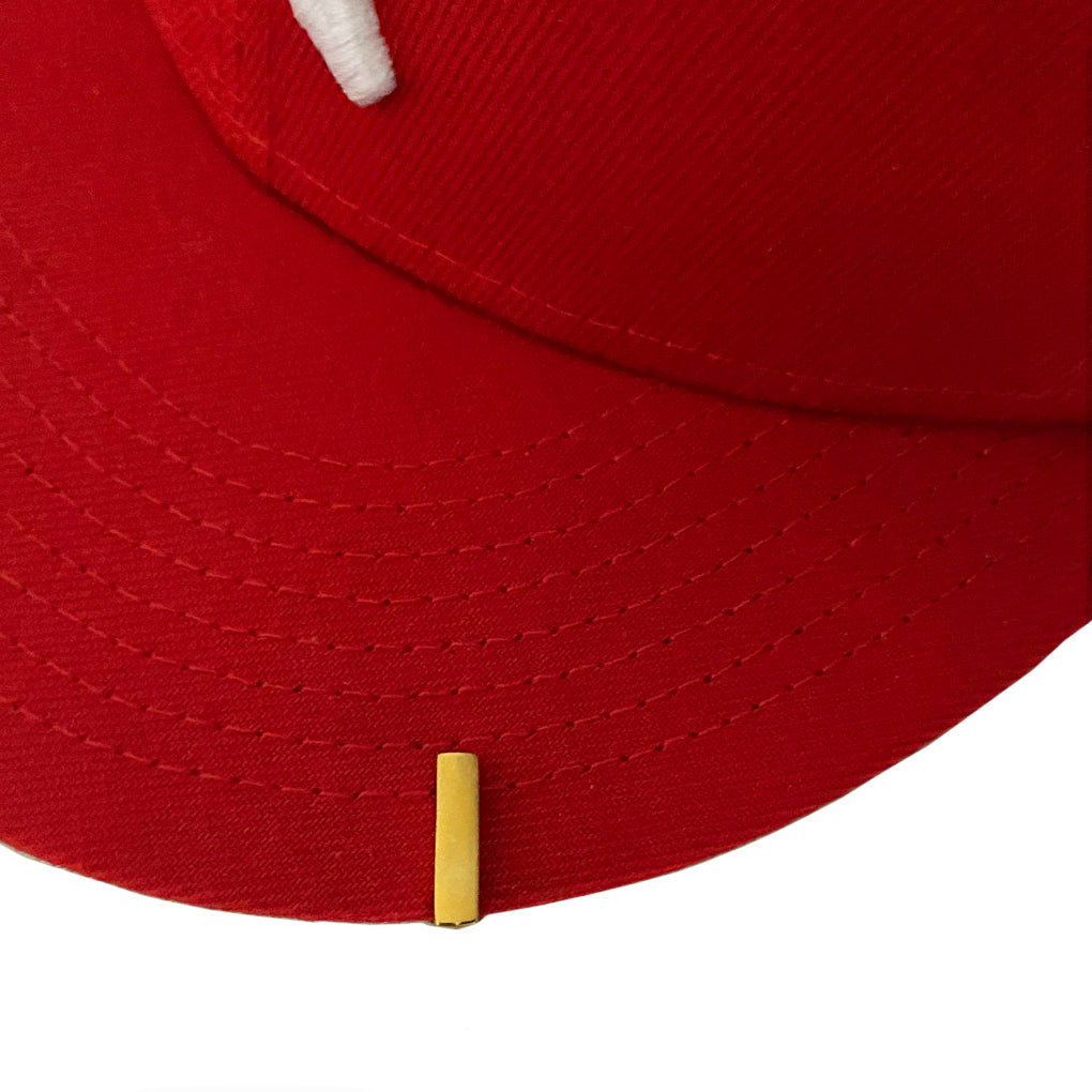 Letter "I" Brim Hat Clip