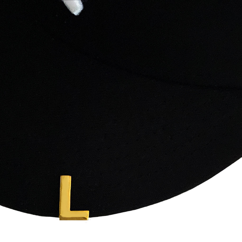 Letter "L" Brim Hat Clip