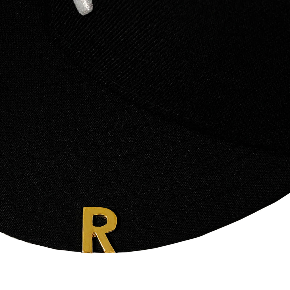 Letter "R" Brim Hat Clip
